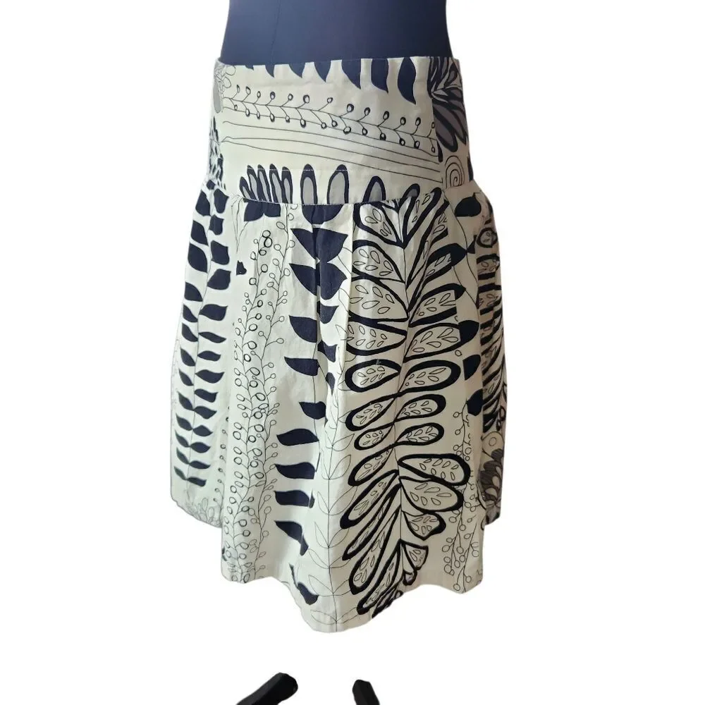 Down East Short Skirt Size Small Black Ivory Floral Full Cotton Circle
